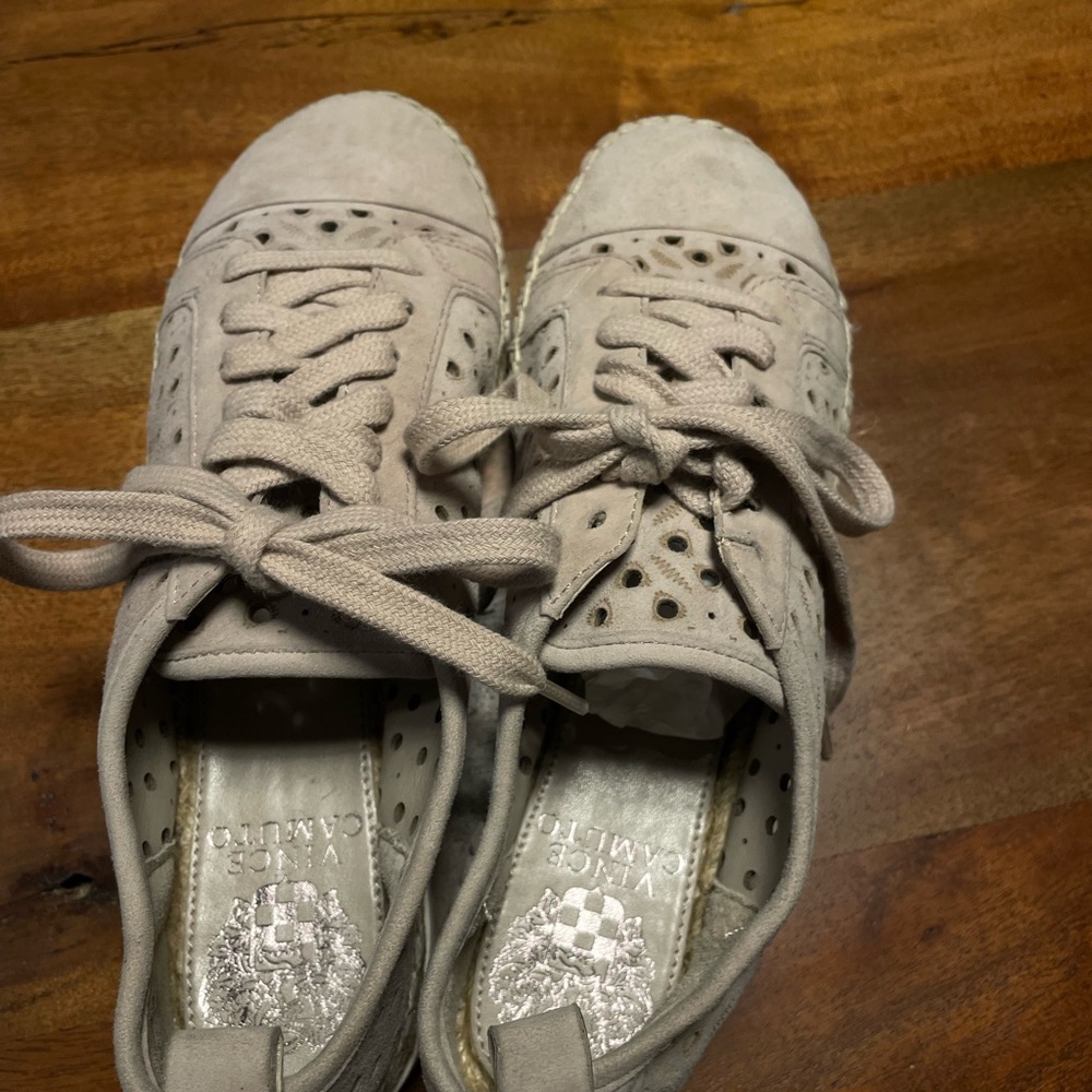 Vince Camuto Tan Espadrilles